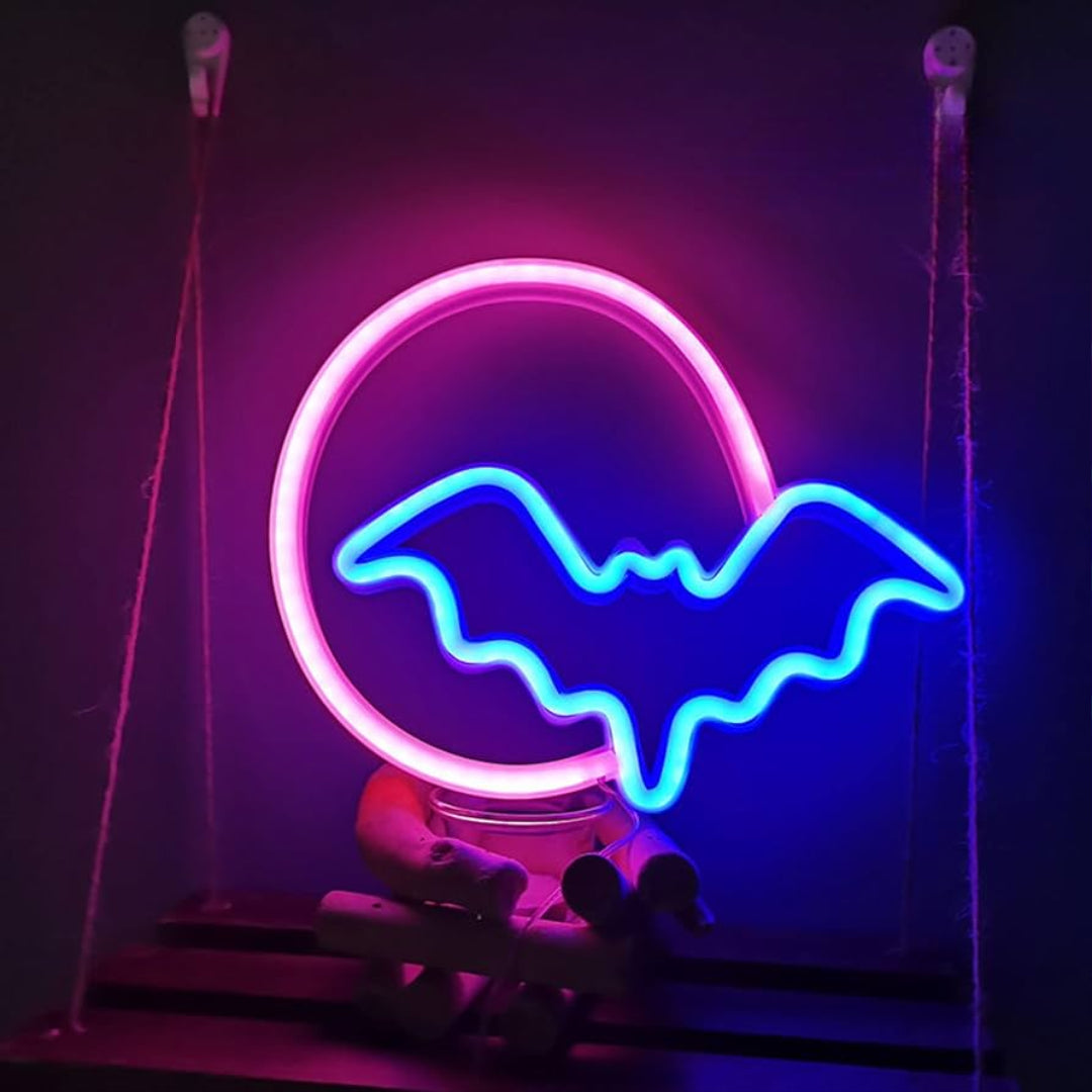 🦇 LED Bat with Moon – Halloween Decoration 🎃